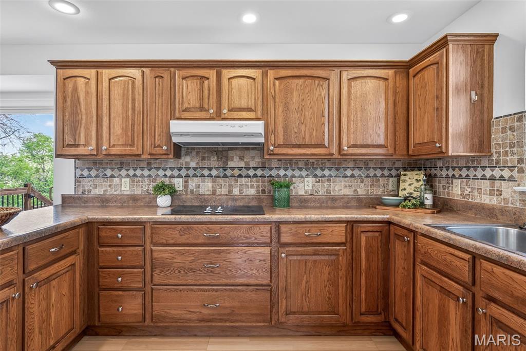 Imperial Hills 02 - Residential