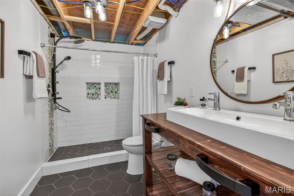 Imperial Hills 02 - Residential