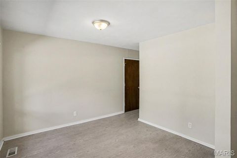 Tiny photo for 7430 Sir Lords Lane, Hazelwood, MO 63042 (MLS # 26029771)