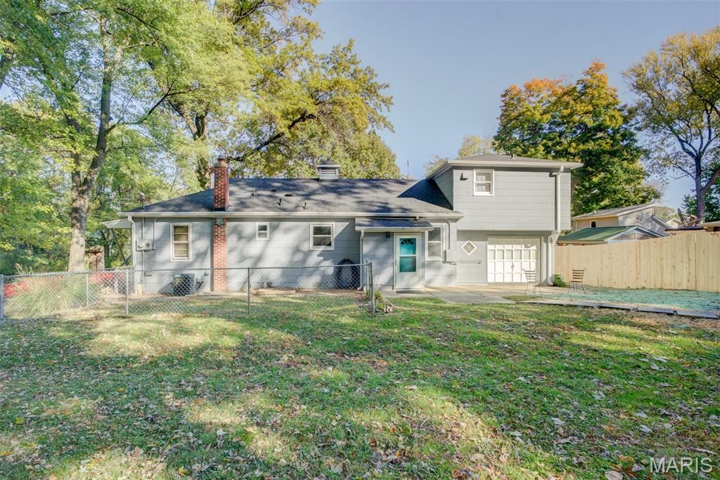 Photo of 7647 Genesta Street, St Louis, MO 63123 (MLS # 25073393)