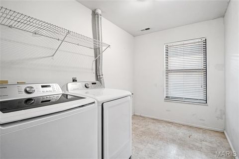 Tiny photo for 707 Forest Trace Drive #E, Chesterfield, MO 63017 (MLS # 26013659)