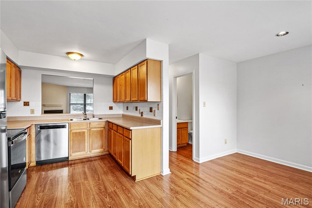 Chesterfield Village Twnhms A - Residential Lease