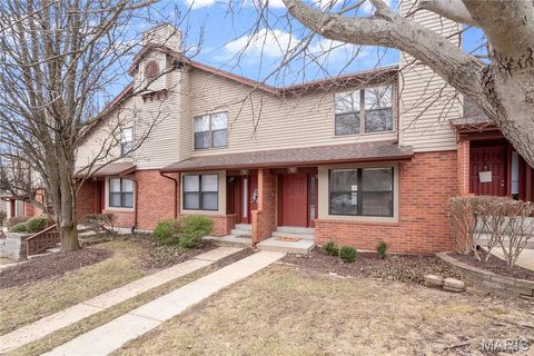 Tiny photo for 707 Forest Trace Drive #E, Chesterfield, MO 63017 (MLS # 26013659)