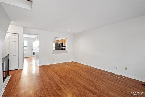 Tiny photo for 707 Forest Trace Drive #E, Chesterfield, MO 63017 (MLS # 26013659)