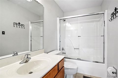 Tiny photo for 707 Forest Trace Drive #E, Chesterfield, MO 63017 (MLS # 26013659)