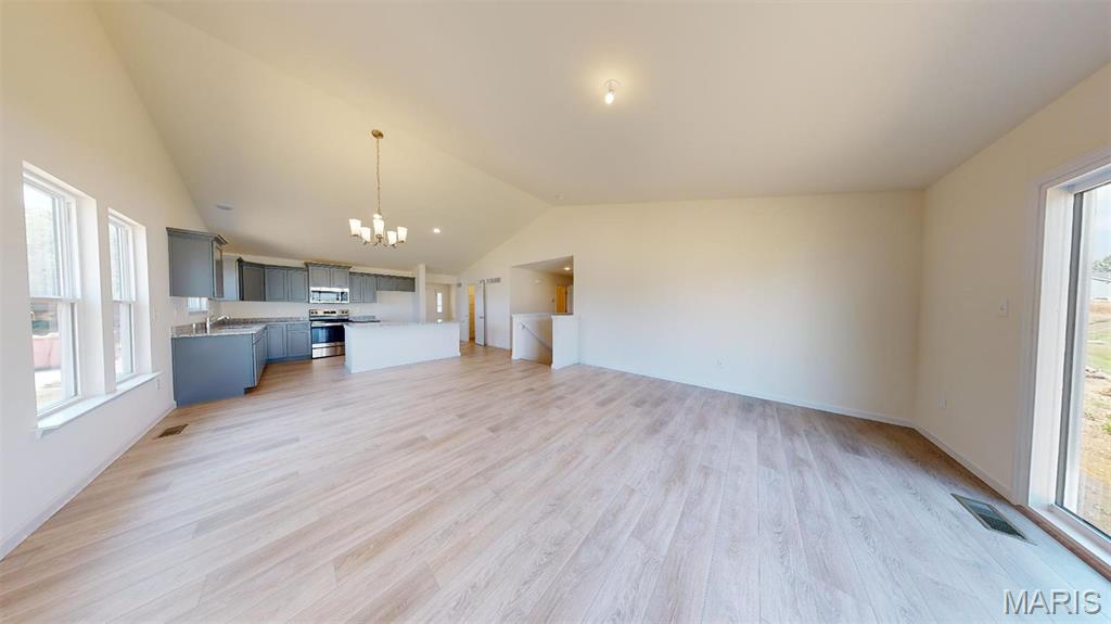 Majestic Lakes - Residential