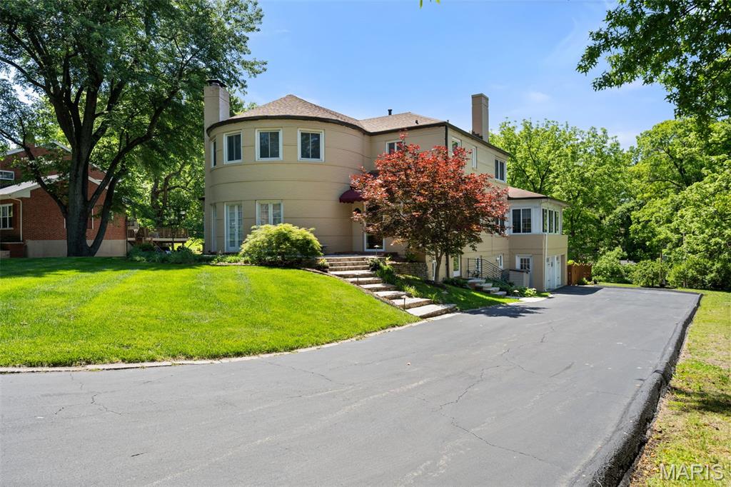 Bellerive Acres - Residential