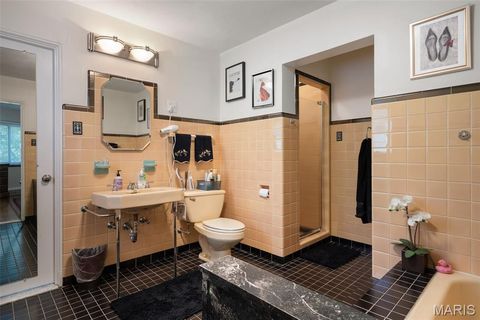 Tiny photo for 69 Bellerive Acres, Bellerive, MO 63121 (MLS # 26030804)