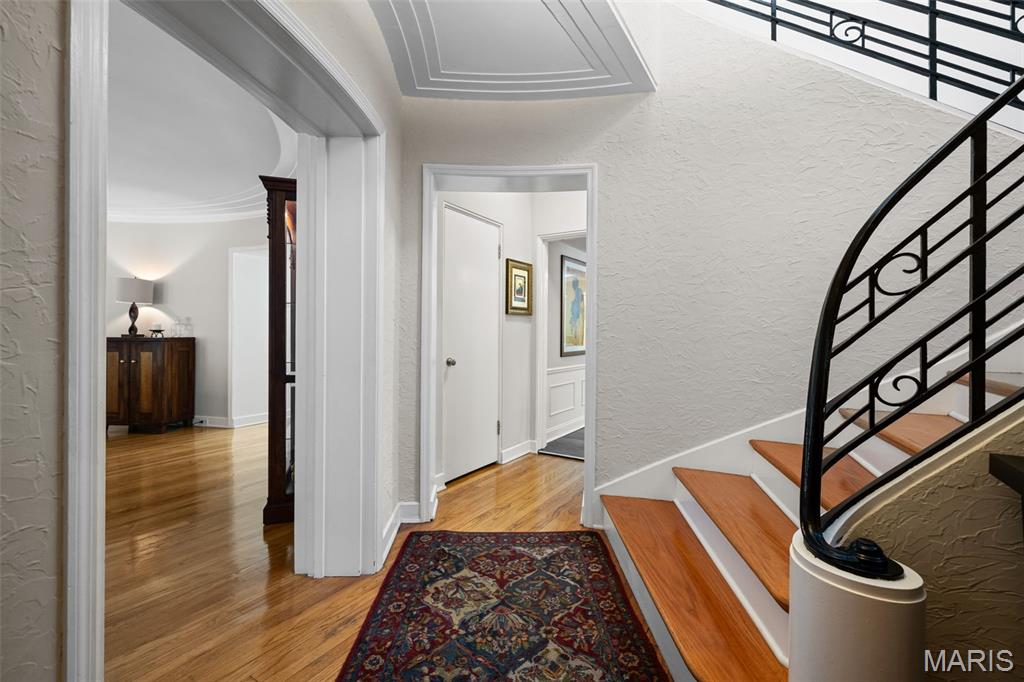 Bellerive Acres - Residential