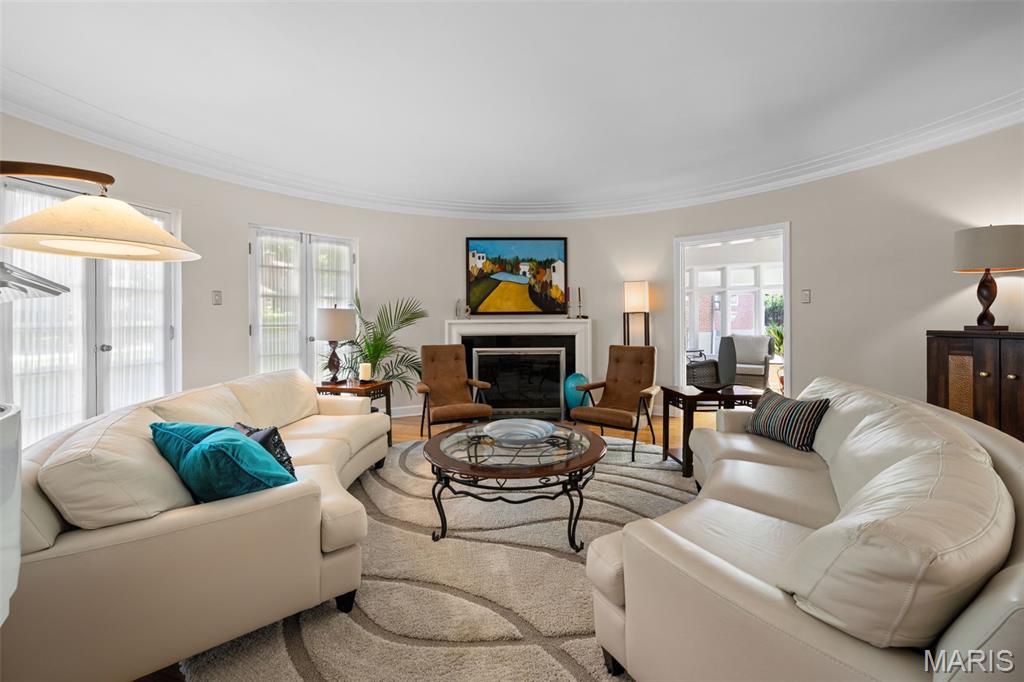 Bellerive Acres - Residential