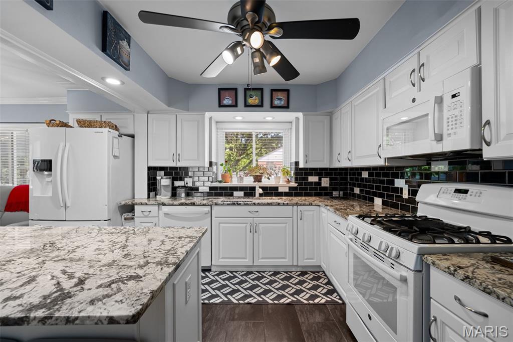 Bellerive Acres - Residential