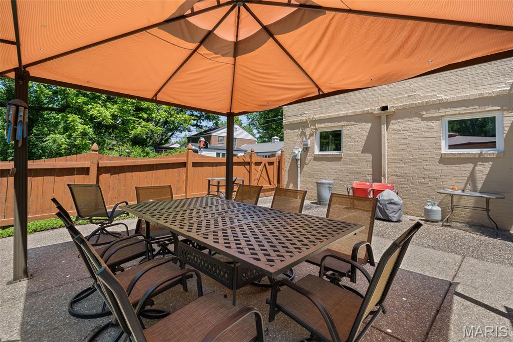 Bellerive Acres - Residential