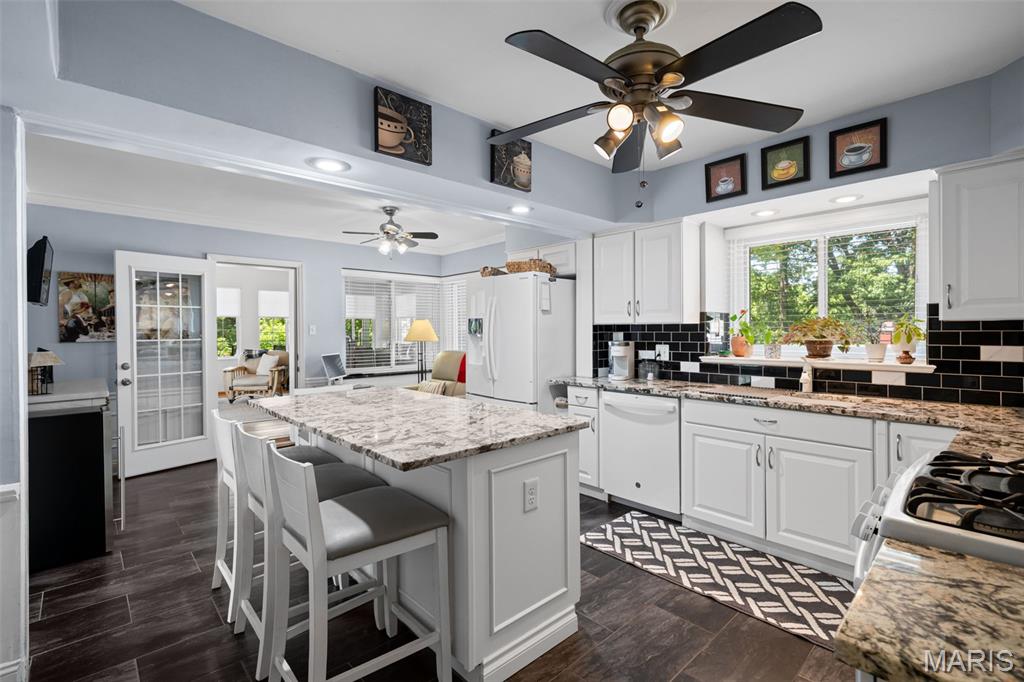 Bellerive Acres - Residential