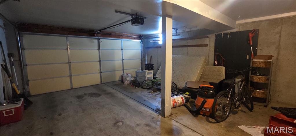 5 Oaks - Residential