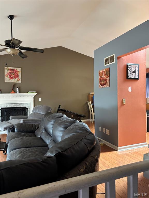 5 Oaks - Residential