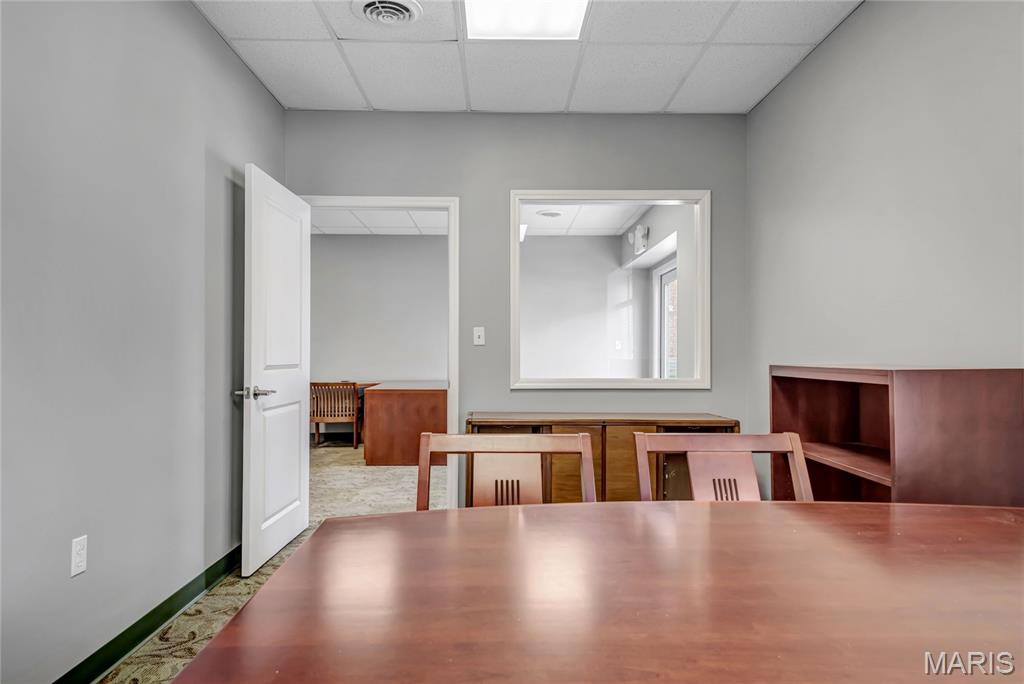 City/St Charles - Commercial Lease