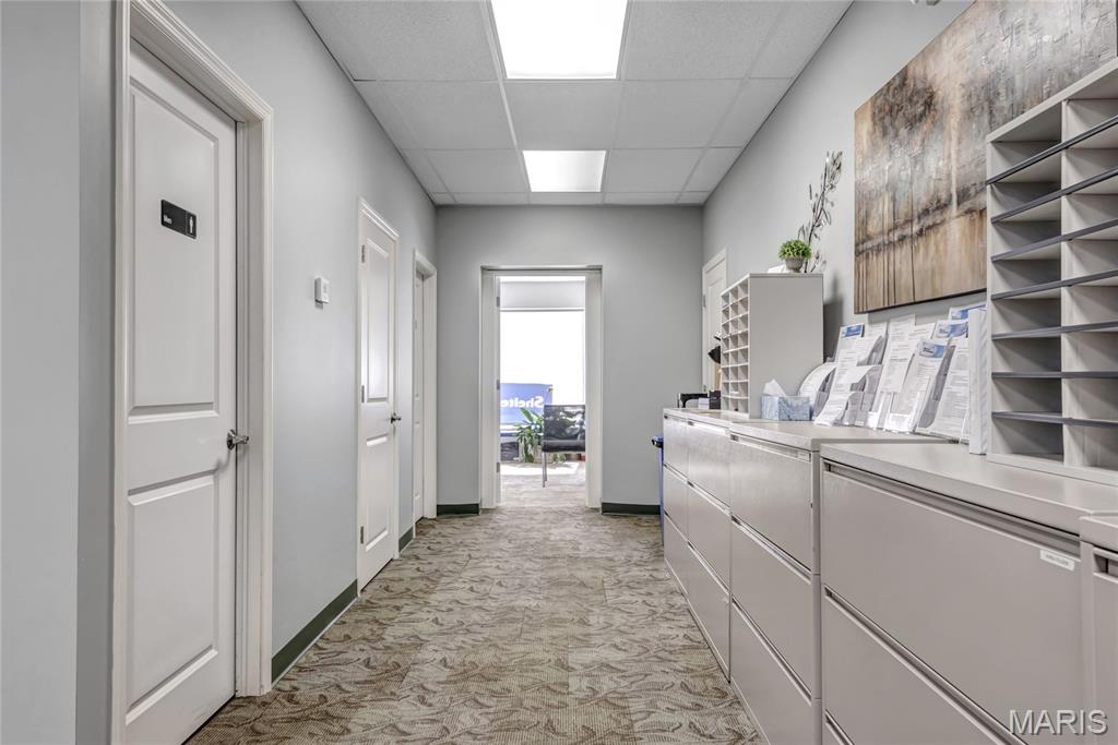 City/St Charles - Commercial Lease