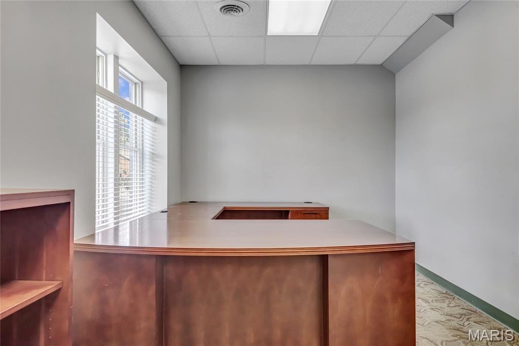 City/St Charles - Commercial Lease