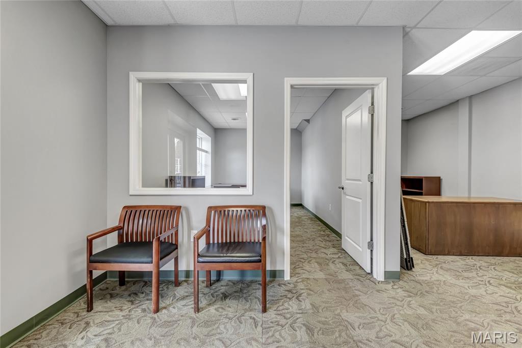 City/St Charles - Commercial Lease