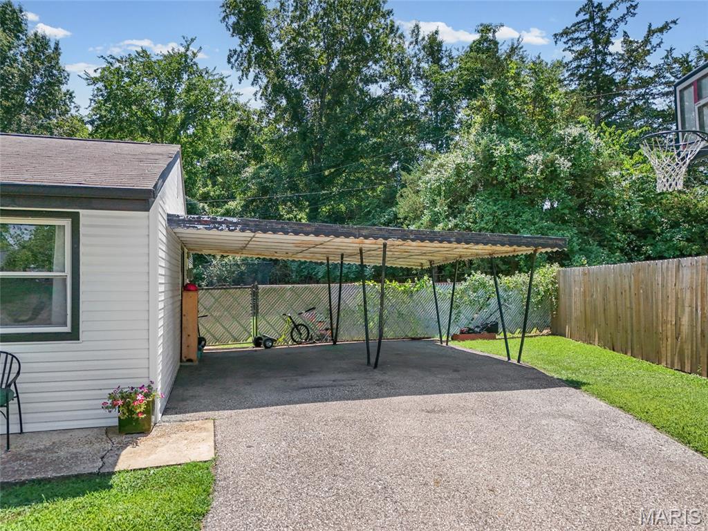 216 Drewel Court