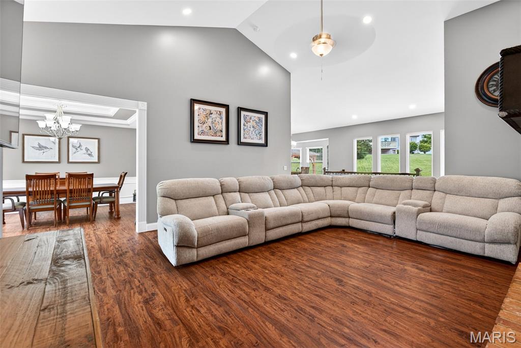 Locksley Manor #1 - Residential