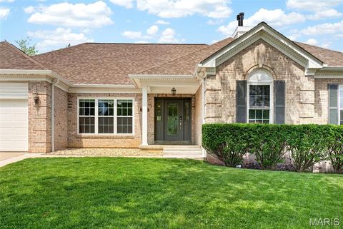 Photo of 1407 Tucks Inn Court, Lake Saint Louis, MO 63367 (MLS # 26030597)