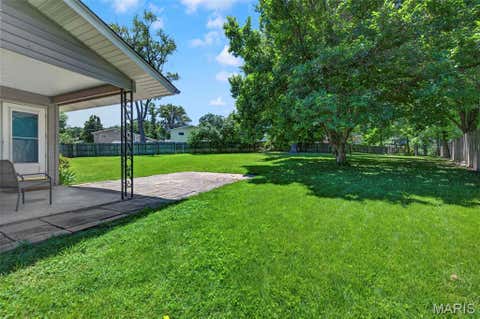 Tiny photo for 506 Aspen Drive, Crestwood, MO 63126 (MLS # 26037611)
