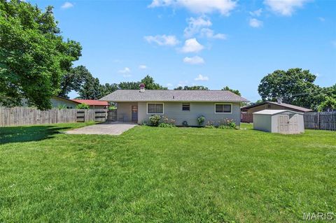 Tiny photo for 506 Aspen Drive, Crestwood, MO 63126 (MLS # 26037611)