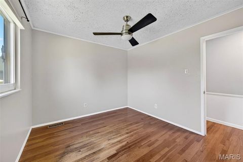Tiny photo for 506 Aspen Drive, Crestwood, MO 63126 (MLS # 26037611)