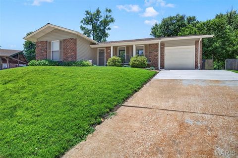 Tiny photo for 506 Aspen Drive, Crestwood, MO 63126 (MLS # 26037611)