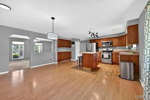 Tiny photo for 506 Aspen Drive, Crestwood, MO 63126 (MLS # 26037611)