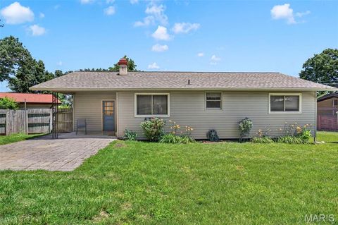 Tiny photo for 506 Aspen Drive, Crestwood, MO 63126 (MLS # 26037611)