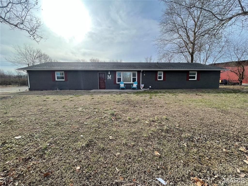 Photo of 1704 State Highway Hh, Sikeston, MO 63801 (MLS # 26002222)