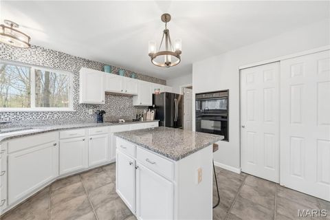 Tiny photo for 2245 Meadow Forest Drive, Pacific, MO 63069 (MLS # 26012548)