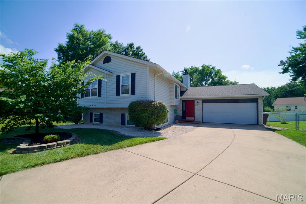 Photo of 536 Hera Court, St Peters, MO 63376 (MLS # 26042043)