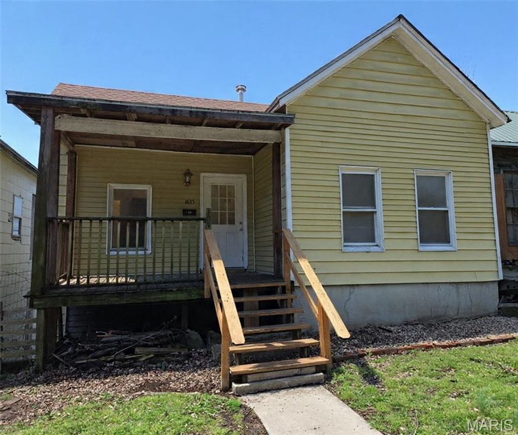 Photo of 1635 Broadway, Hannibal, MO 63401 (MLS # 26019292)