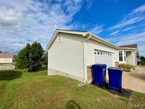 Tiny photo for 275 Meadow Crest Drive, Troy, MO 63379 (MLS # 26066440)
