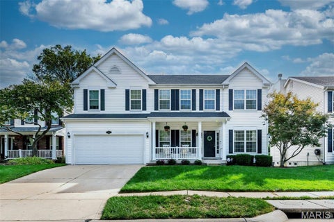 Photo of 820 Jb Hunt Court, Ballwin, MO 63021 (MLS # 26064819)