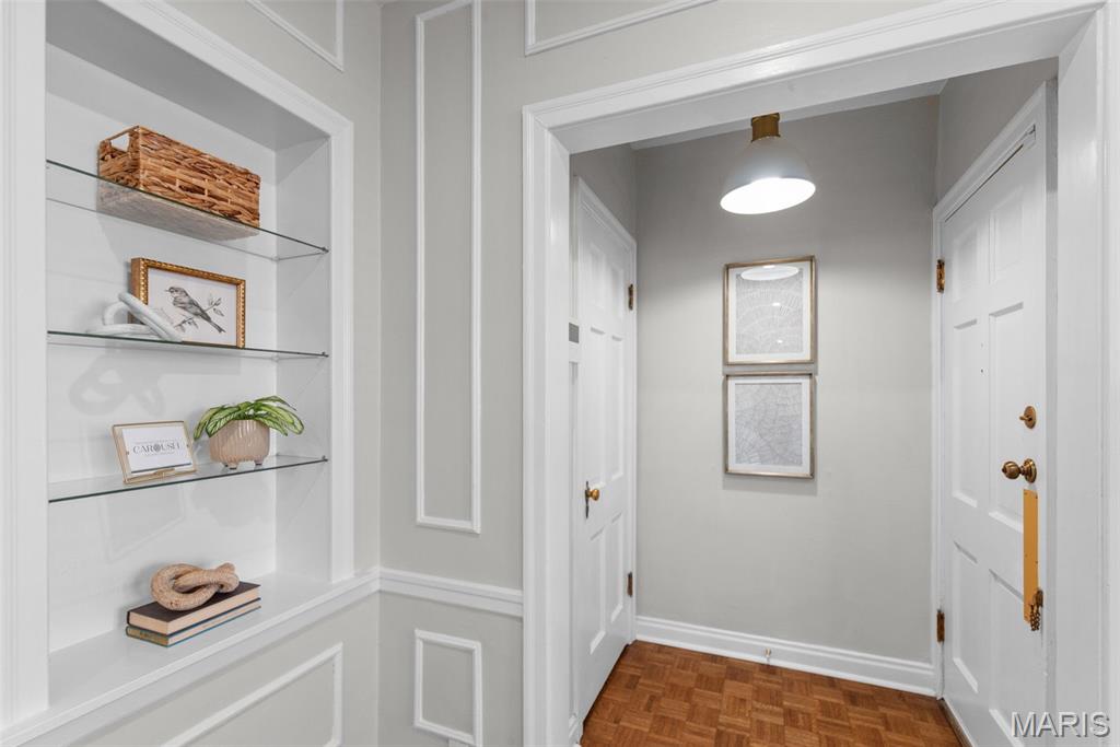 7520 Oxford Drive 1E