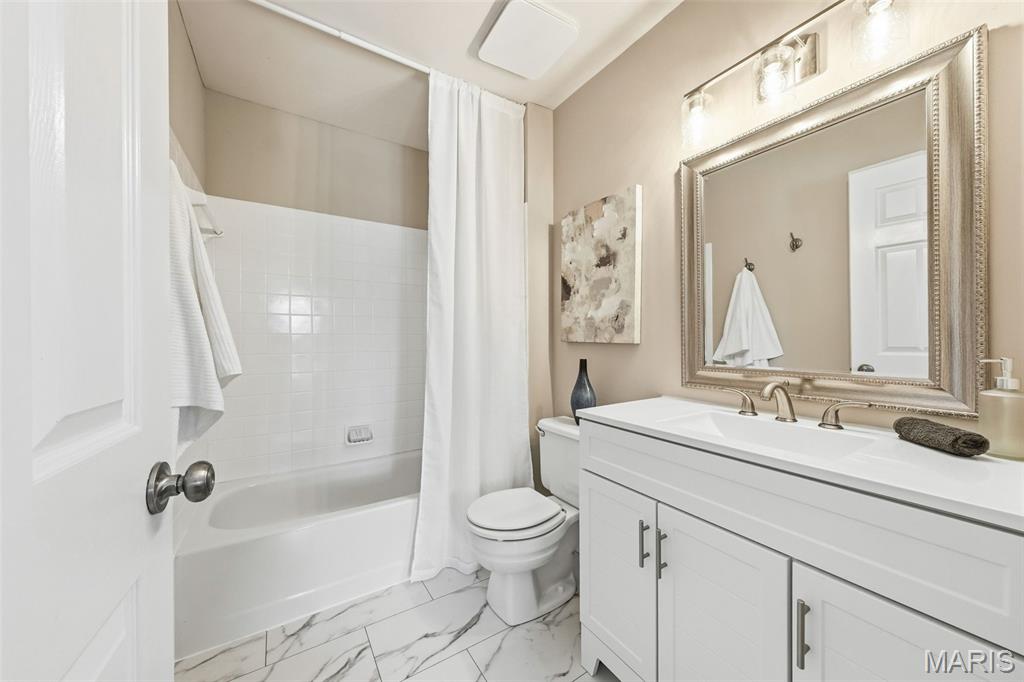 Spring Hill Farm Condo Ph 2 - Residential