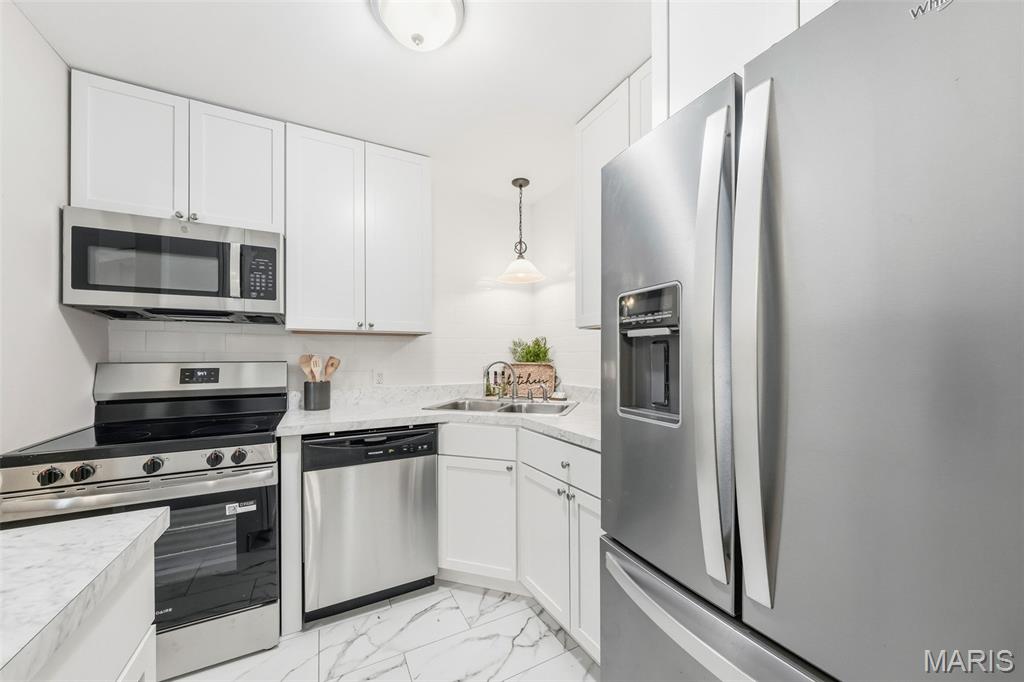 Spring Hill Farm Condo Ph 2 - Residential