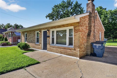 Tiny photo for 8934 Kathlyn Drive, St Louis, MO 63134 (MLS # 26035316)
