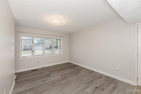 Tiny photo for 2285 Hill House Road, Chesterfield, MO 63017 (MLS # 26000266)