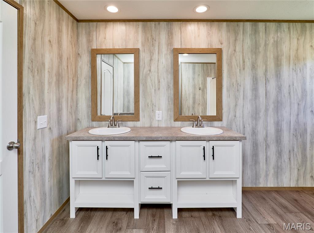 McIntosh Hill Estates - Residential