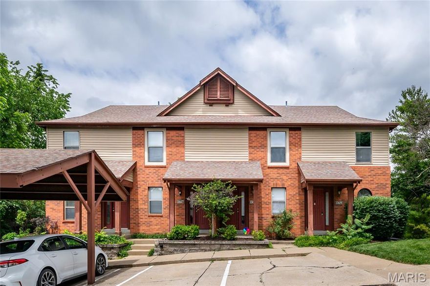 Beautifully updated and well-maintained condominium located in the highly desirable Chesterfield Village community and top-rated Parkway School District! This move-in ready property offers the perfect combination of comfort, convenience, and low-maintenance living in one of West County’s most sought-after locations. Featuring cozy living areas filled with natural light, this home welcomes you with an open and inviting floor plan ideal for both everyday living and entertaining guests. The living room flows seamlessly into the kitchen, creating a functional layout with excellent use of space.
The kitchen offers ample cabinetry, generous countertop space, and a practical layout for cooking. Recent updates throughout the home include fresh paint, updated flooring, modern fixtures, and beautifully maintained finishes that provide a clean and contemporary feel. The generously sized bedrooms offer comfort and privacy, while the updated bathrooms feature tasteful improvements and functional design. Additional storage areas and closet space add convenience throughout the property.
Enjoy relaxing mornings or evenings on the private deck and patio area, perfect for outdoor seating, grilling, or enjoying peaceful surroundings. The community itself provides exceptional amenities including a swimming pool, tennis courts, fitness center, common ground maintenance, landscaping, snow removal, and more, allowing for an easy and enjoyable lifestyle year-round.
Located just minutes from major highways including Hwy 40/64 and Hwy 141, this property offers quick access to shopping, dining, entertainment, parks, hospitals, and major employers throughout Chesterfield, Creve Coeur, and West County. Nearby attractions include Chesterfield Mall redevelopment areas, restaurants, grocery stores, walking trails, and recreational facilities. Families will appreciate access to highly rated Parkway schools including Shenandoah Valley Elementary, Parkway Central Middle School, and Parkway Central High School.
Whether you are a first-time homebuyer, downsizing, investor, or someone seeking a convenient lifestyle in a prime location, this property offers tremendous value and opportunity. HOA covers many exterior and community services, helping simplify ownership and maintain the attractive appearance of the neighborhood. Rare opportunity to own an updated condomium in a central Chesterfield location with excellent amenities, strong schools, and easy access to everything West County has to offer. WELCOME HOME and Schedule your private showing today!