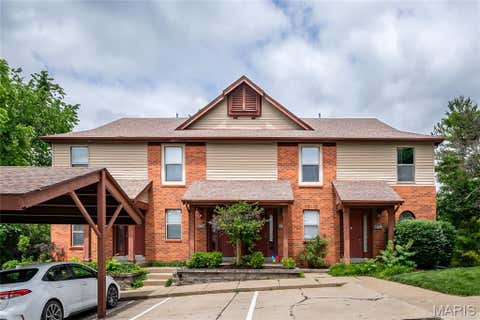 Photo of 15619 Quail Meadows Drive #D, Chesterfield, MO 63017 (MLS # 26032616)