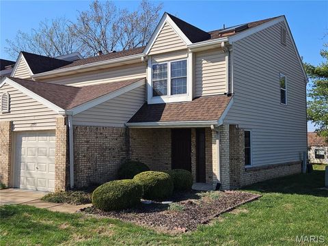 Photo of 17093 Sandalwood Creek Drive, Wildwood, MO 63038 (MLS # 26015064)