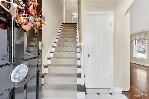 Tiny photo for 646 Hollywood Place, Webster Groves, MO 63119 (MLS # 25074325)