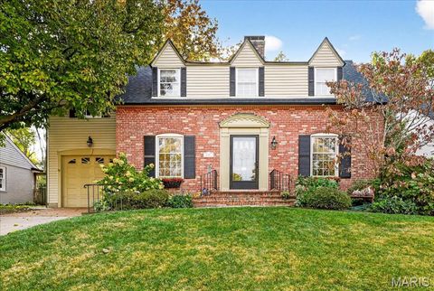 646 Hollywood Place Webster Groves MO 63119