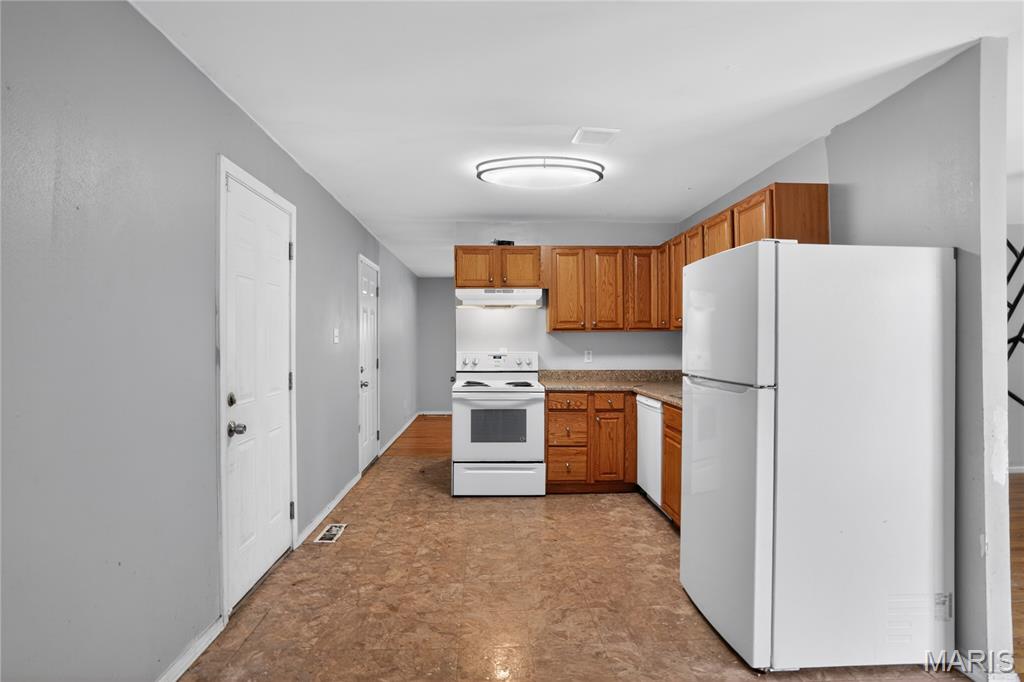 Whitney Chase 7 - Residential